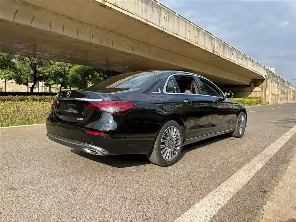 Mercedes-Benz E-Class 2023 из CN, фото 7