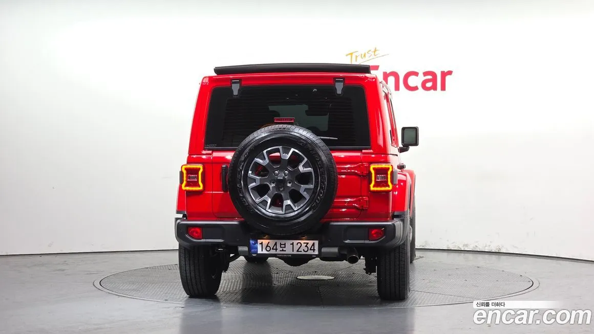 Jeep Wrangler 2024 из KR, фото 3