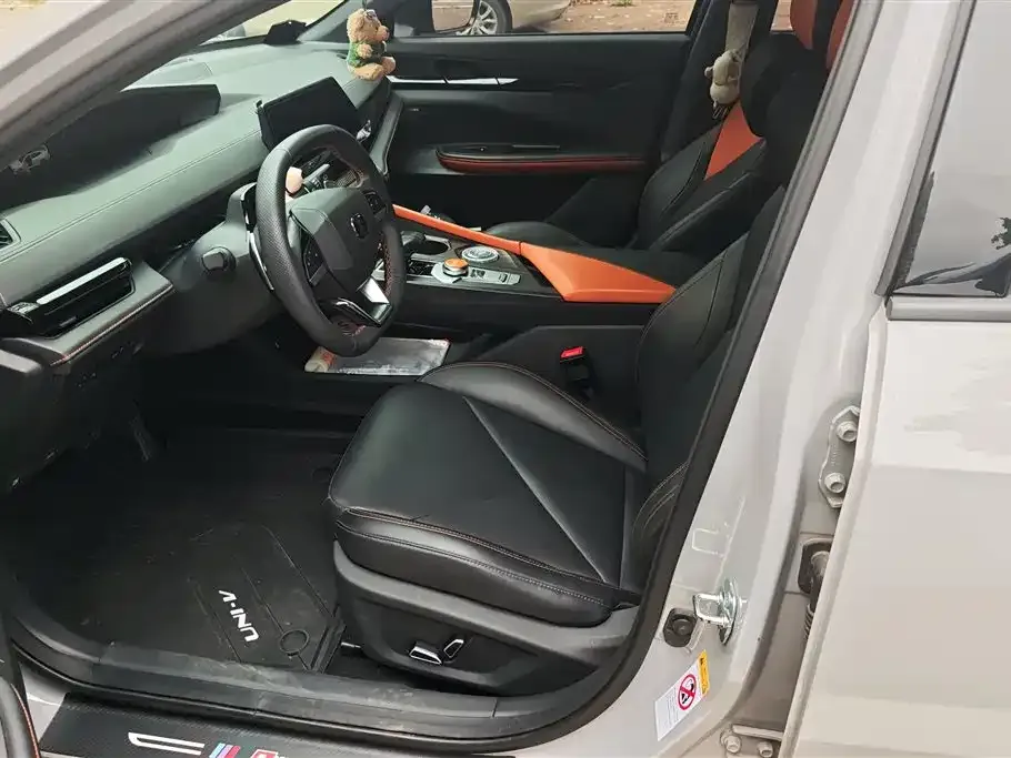 Changan UNI-V 2022 из CN, фото 6
