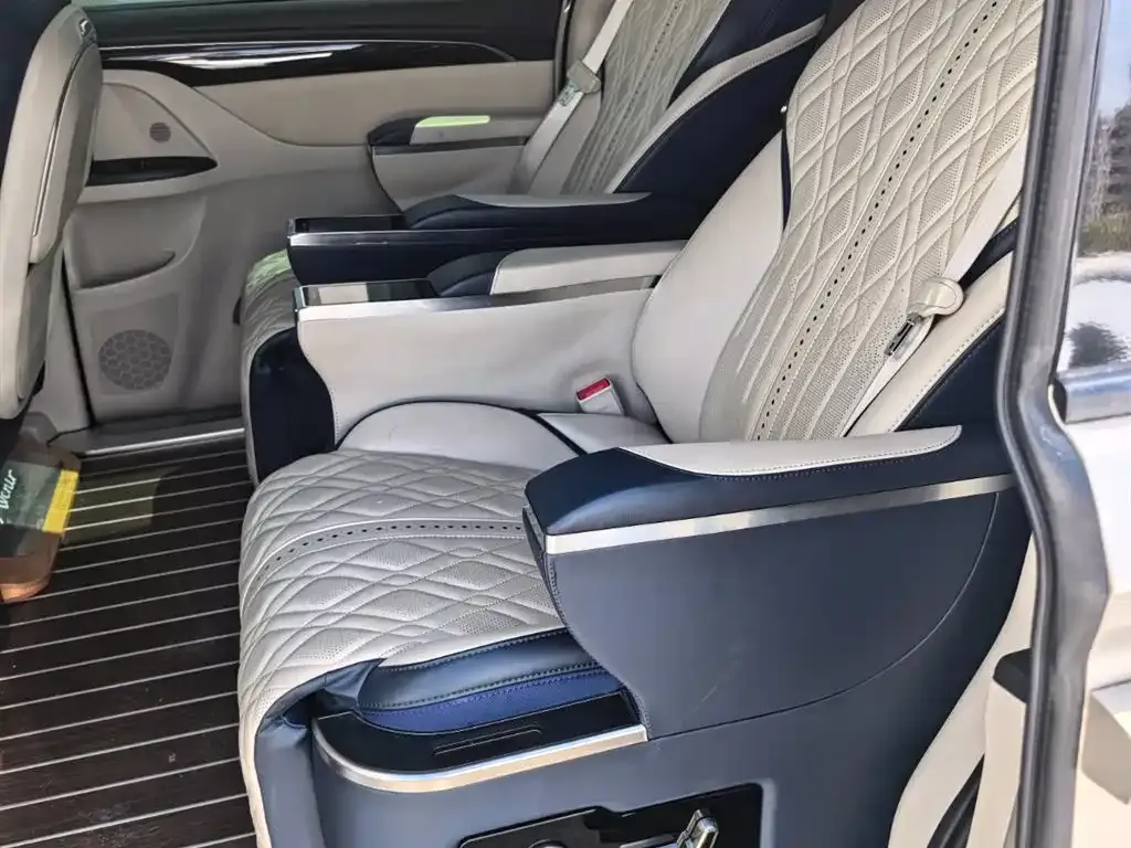 Buick GL8 2022 из CN, фото 7