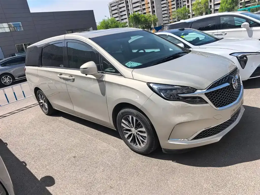 Buick GL8 2022 из CN, фото 9