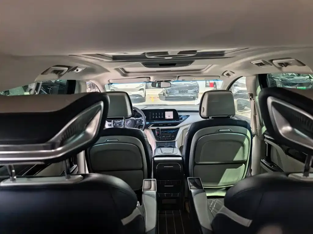 Buick GL8 2022 из CN, фото 10