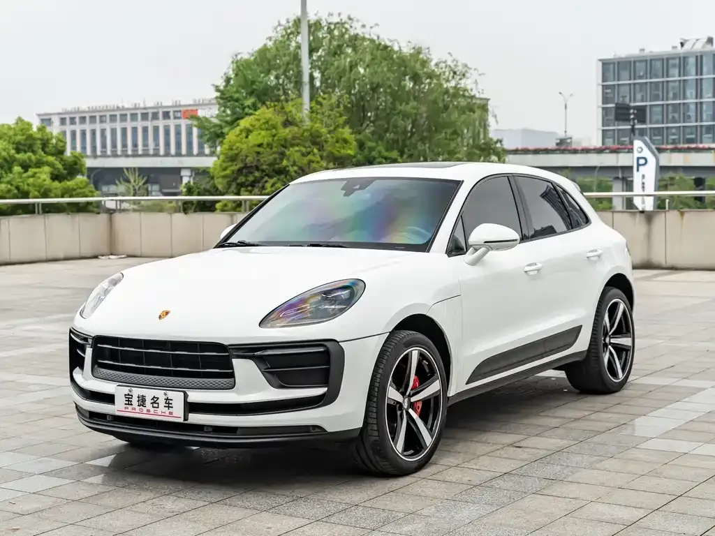 Porsche Macan — фото 1
