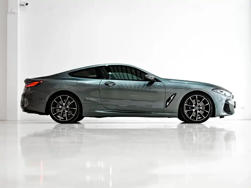 BMW 8 Series 2021 из CN, фото 3