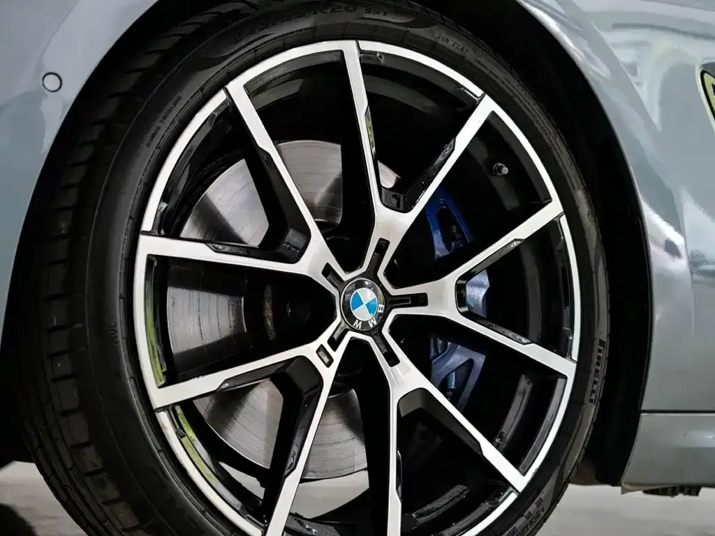 BMW 8 Series 2021 из CN, фото 8