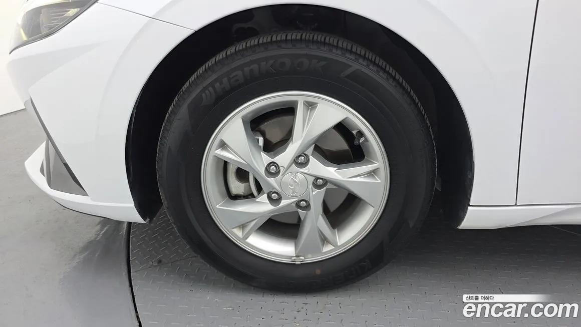 Hyundai AVANTE 2023 из KR, фото 5