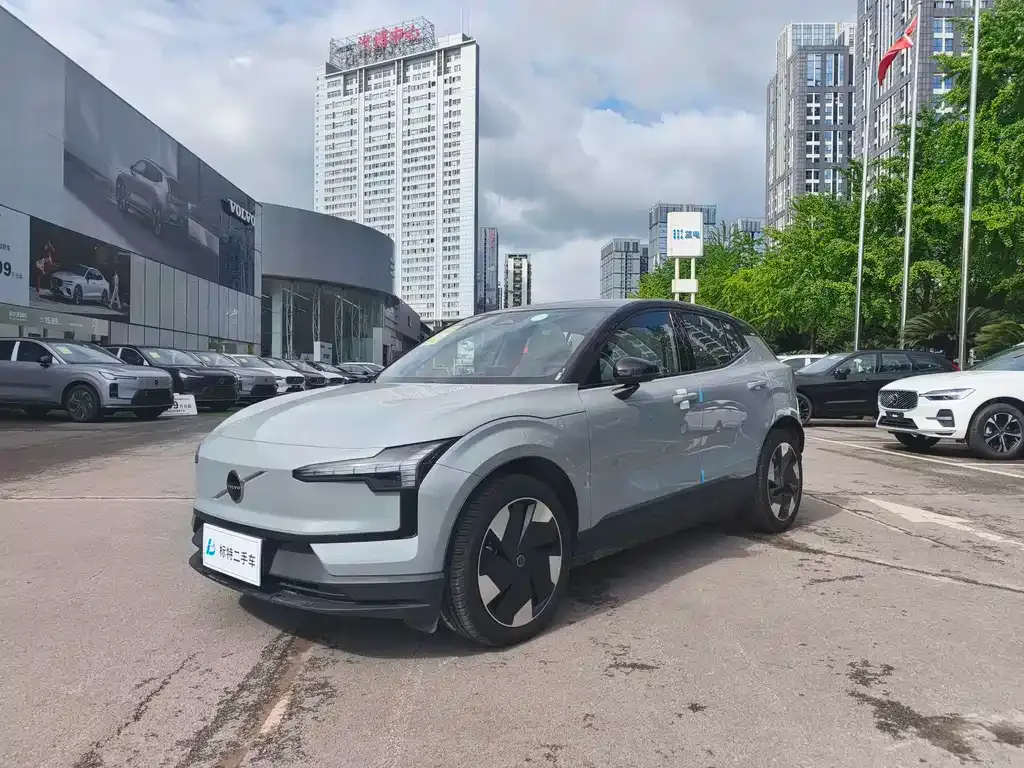 Volvo EX30