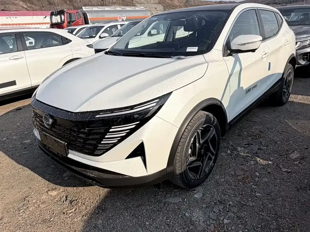 Nissan Qashqai — фото 1
