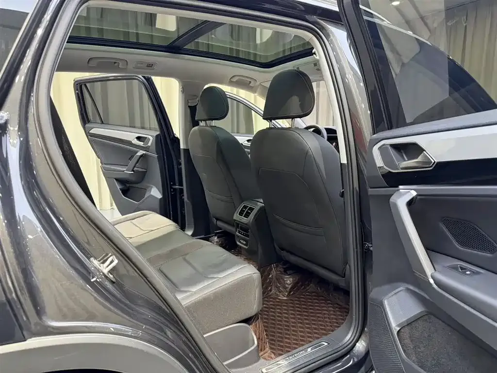 Volkswagen Tayron 2022 из CN, фото 7