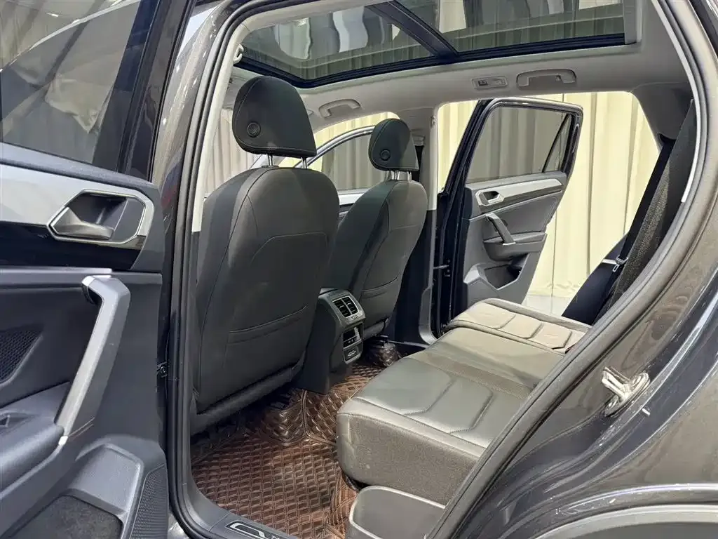 Volkswagen Tayron 2022 из CN, фото 6