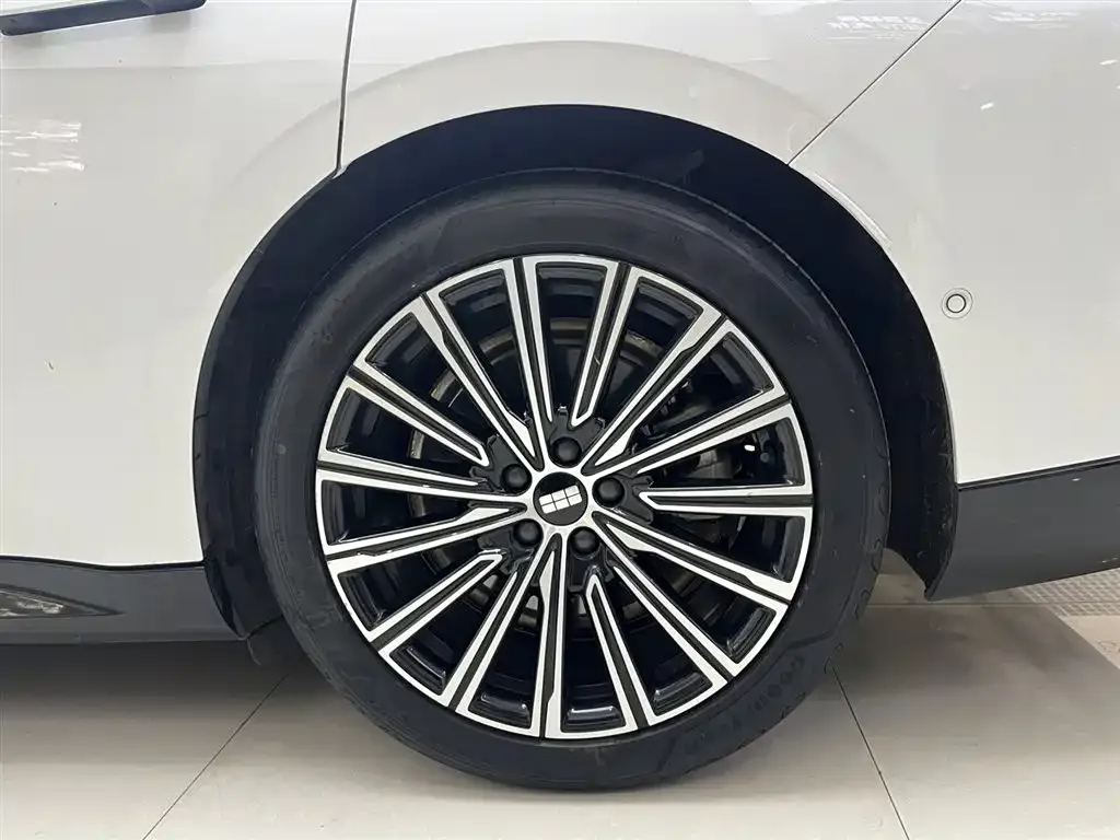 Geely Galaxy Xingyao 8 2025 из CN, фото 7