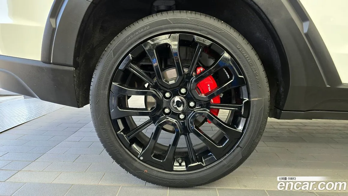 KG Mobility (Ssangyong) Torres — фото 9
