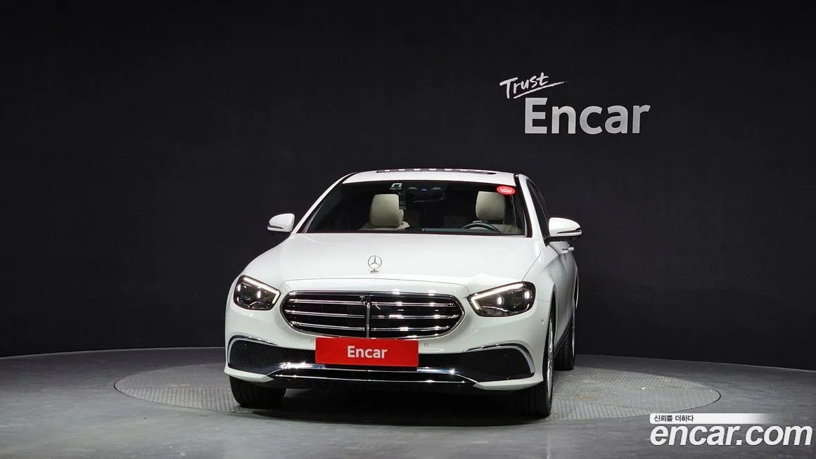 Mercedes-Benz E-Class 2023 из KR, фото 8