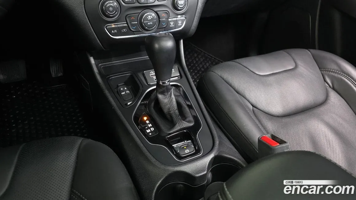 Jeep Cherokee 2021 из KR, фото 9