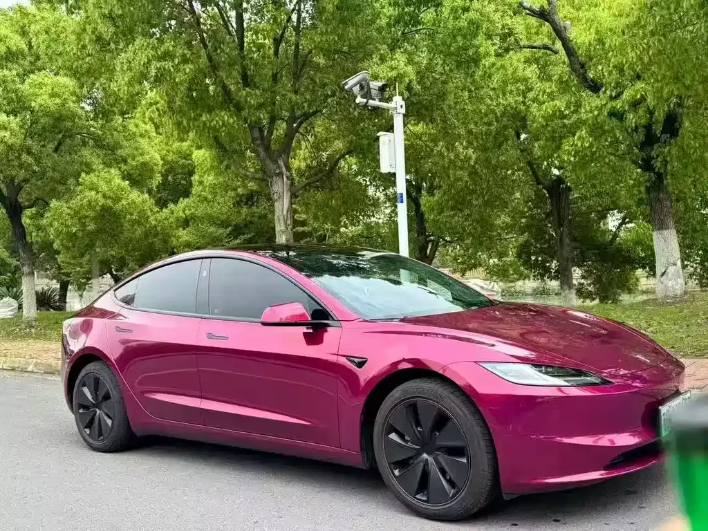 Tesla Model 3 — фото 8