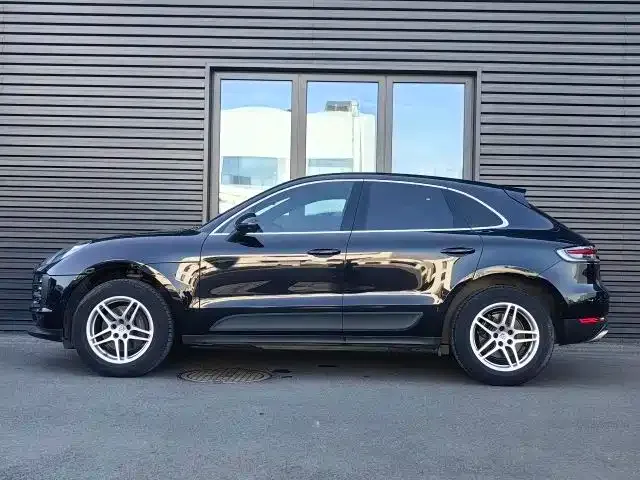 Porsche Macan — фото 5