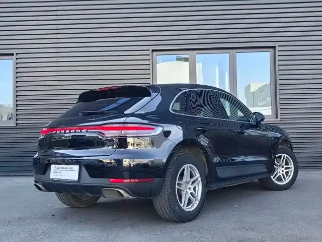 Porsche Macan — фото 10