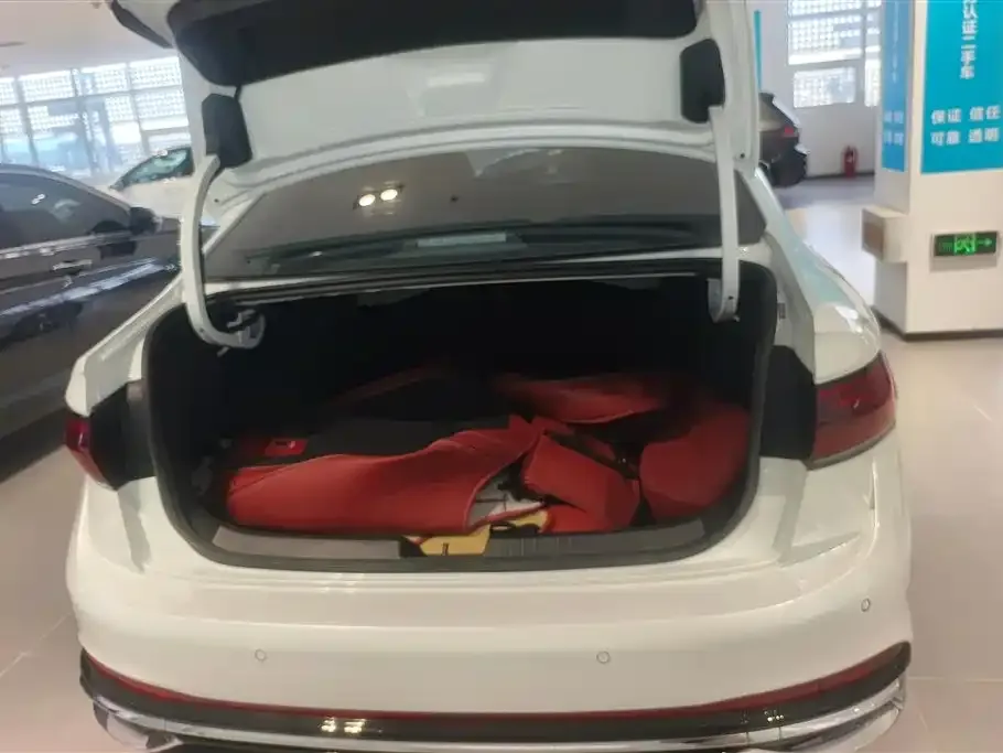 Volkswagen Sagitar 2023 из CN, фото 7