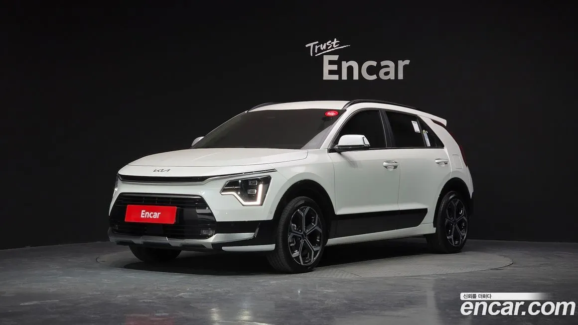 Kia Niro — фото 1