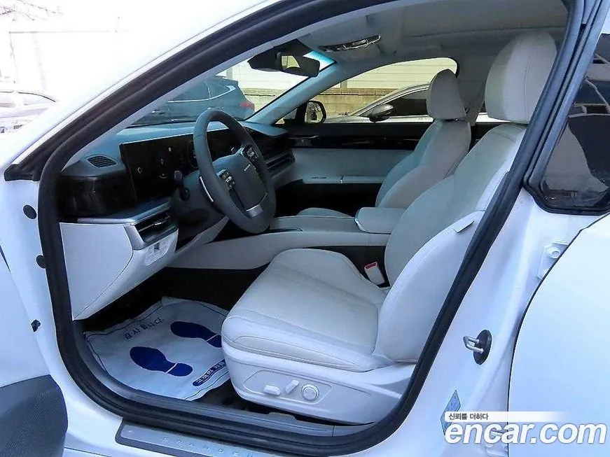Hyundai Grandeur — фото 1