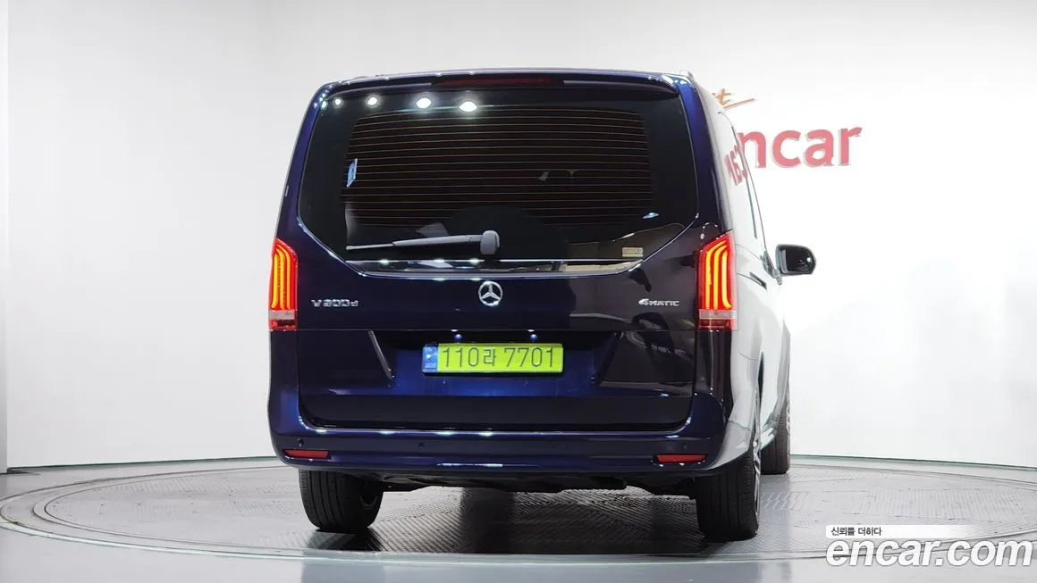 Mercedes-Benz V-Class 2022 из KR, фото 4