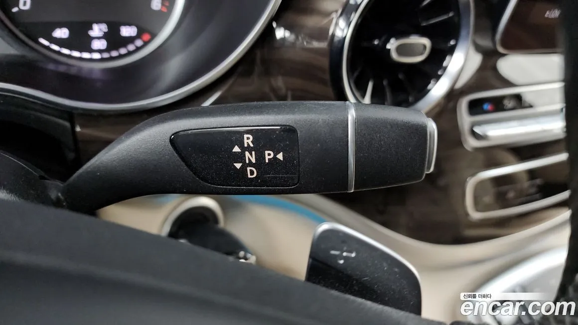 Mercedes-Benz V-Class 2022 из KR, фото 8