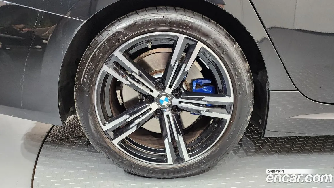 BMW 3-Series — фото 10