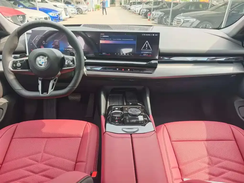 BMW 5 Series — фото 10