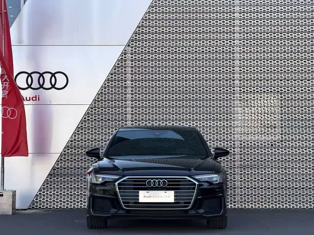 Audi A6L — фото 9