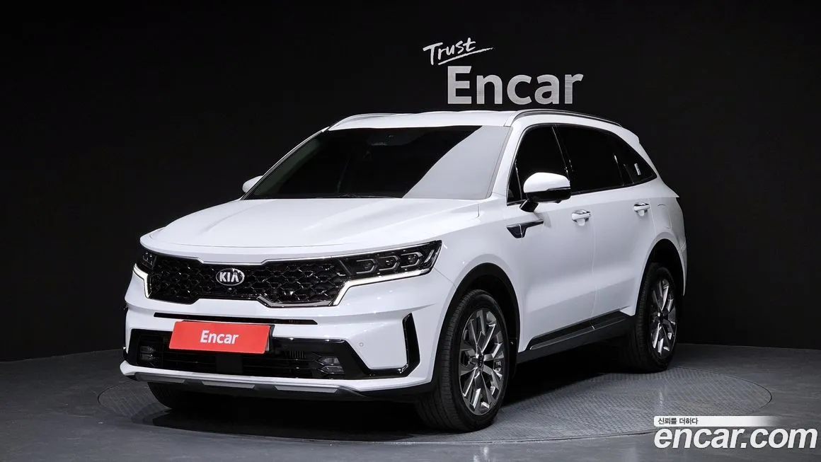 Kia Sorento — фото 1
