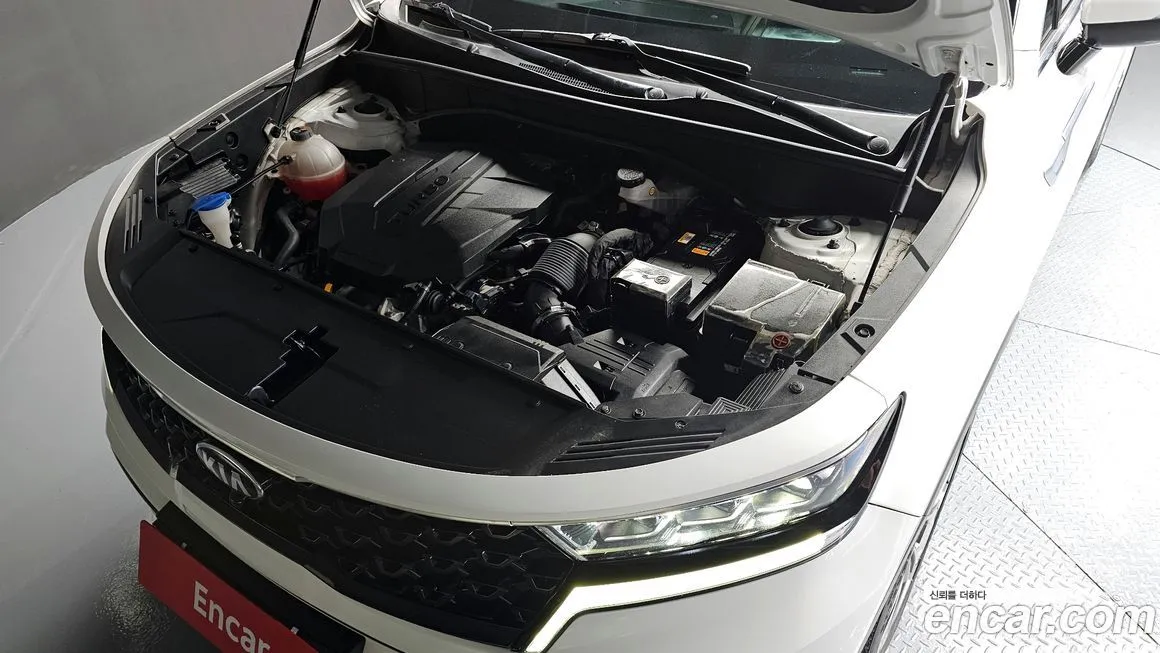 Kia Sorento — фото 9