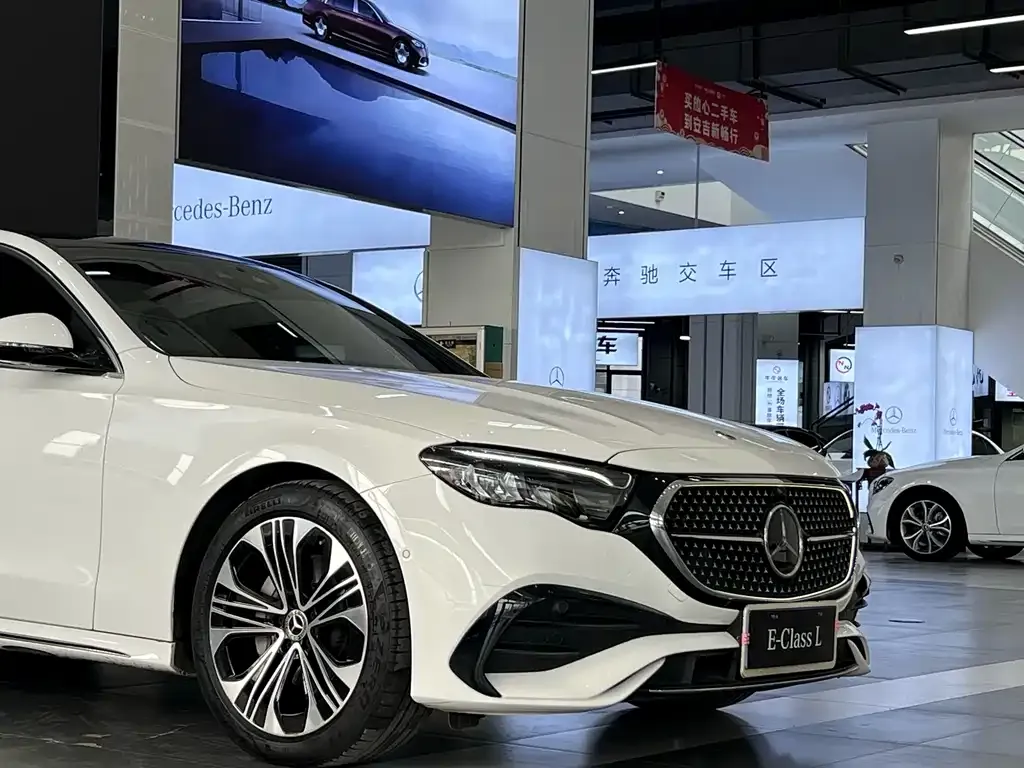 Mercedes-Benz E-Class 2024 из CN, фото 7