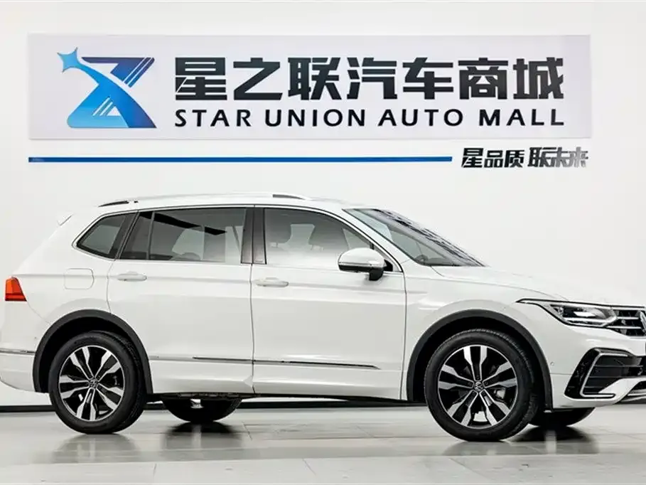 Volkswagen Tiguan L — фото 7