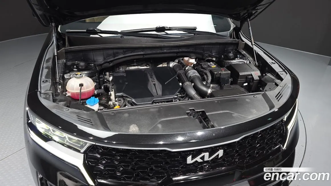 Kia Sorento — фото 10