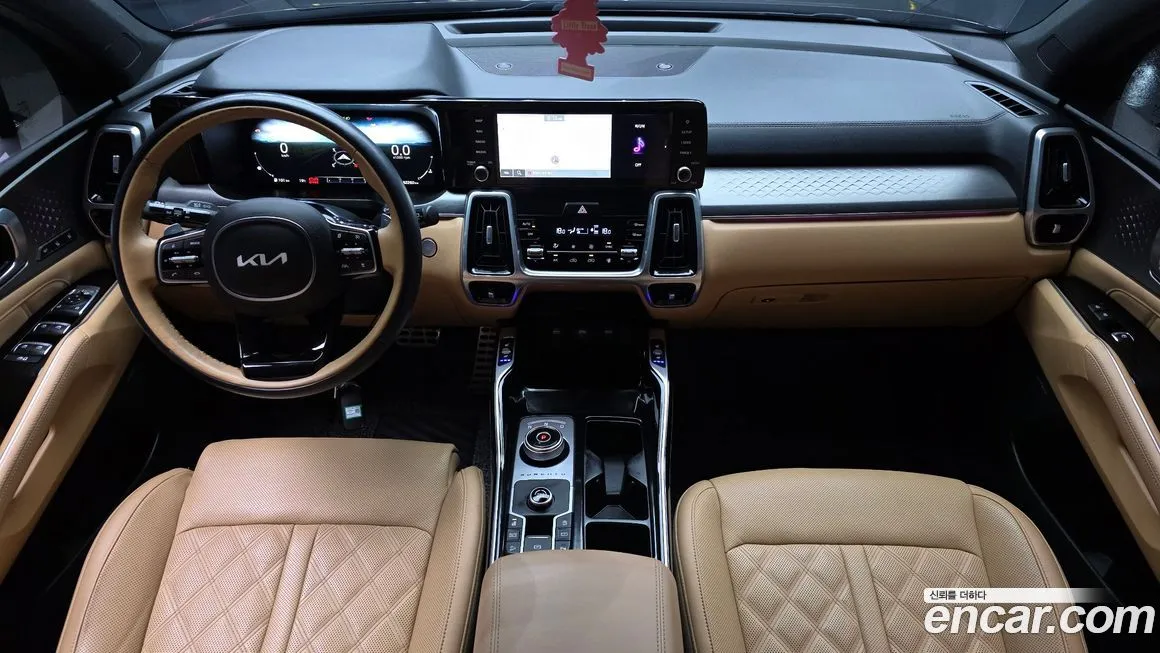 Kia Sorento — фото 6