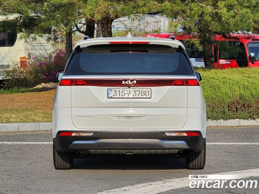 Kia Carnival 2022 из KR, фото 4