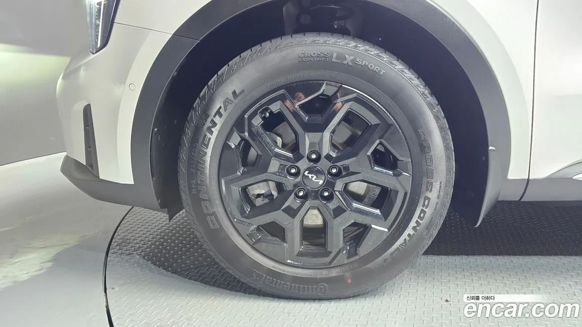 Kia Sorento — фото 10