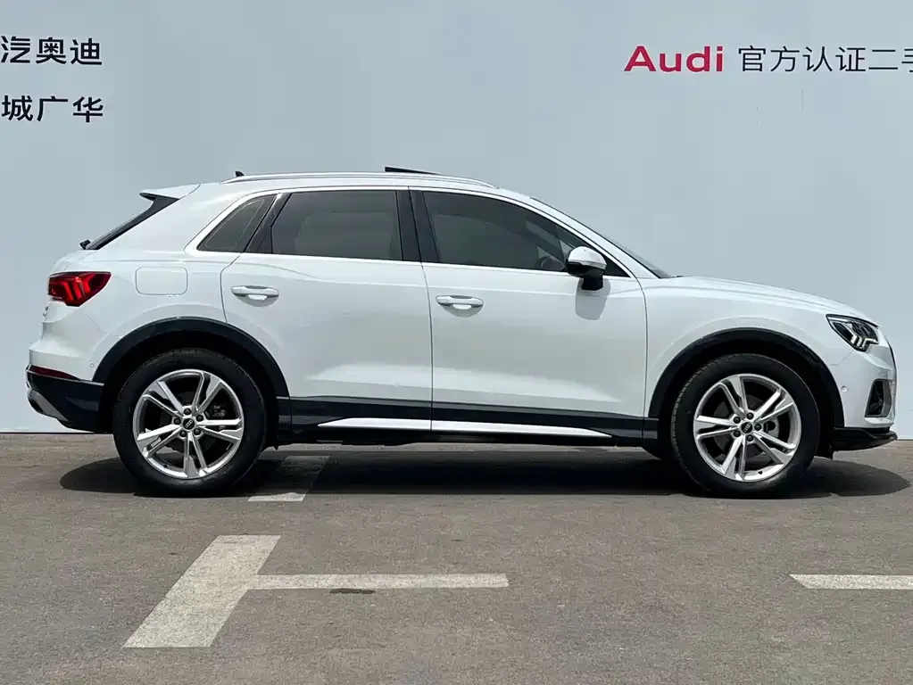 Audi Q3 2021 из CN, фото 8