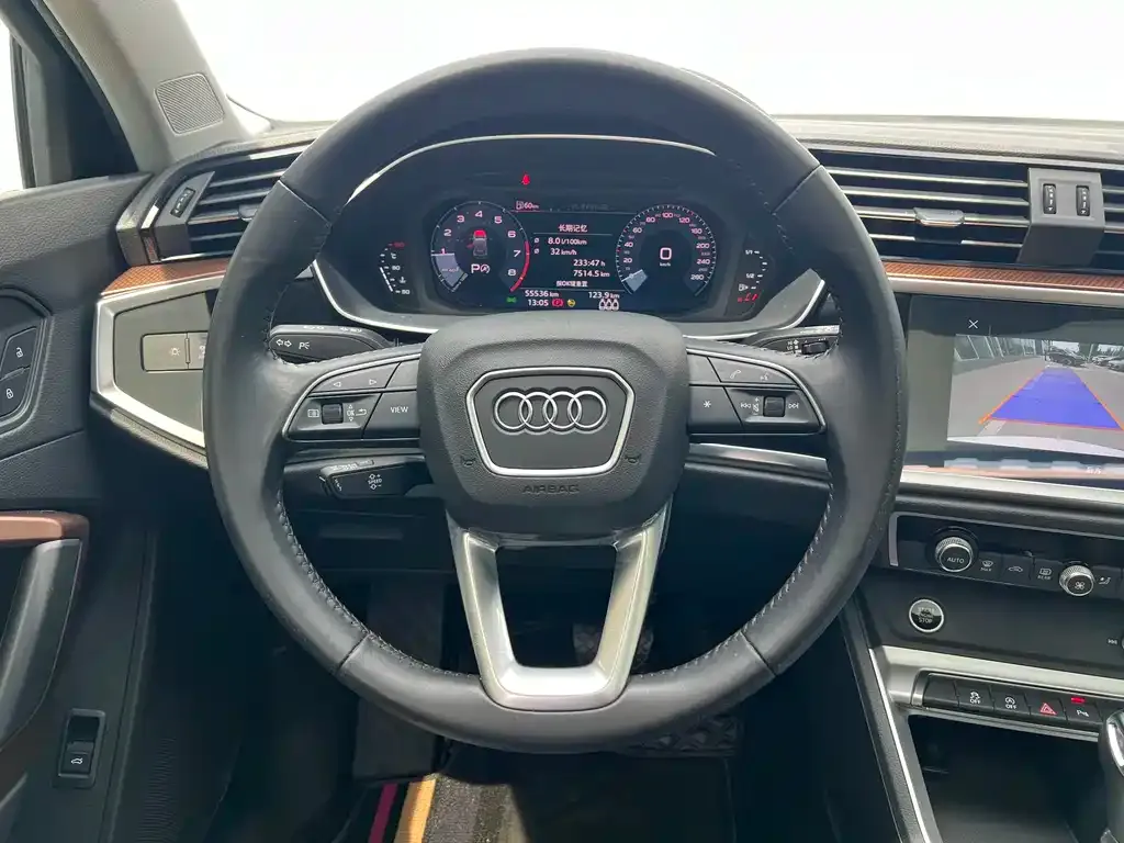 Audi Q3 2021 из CN, фото 5