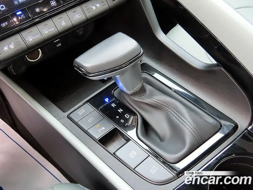 Hyundai AVANTE — фото 3