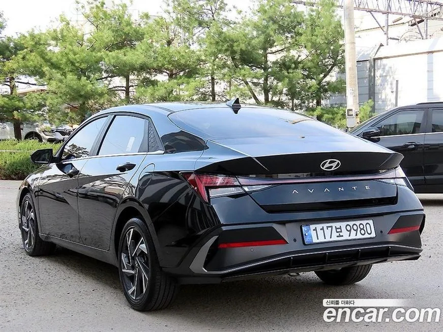 Hyundai AVANTE — фото 7