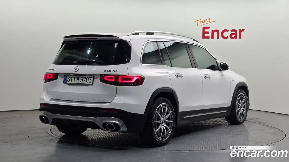 Mercedes-Benz GLB-Class — фото 4