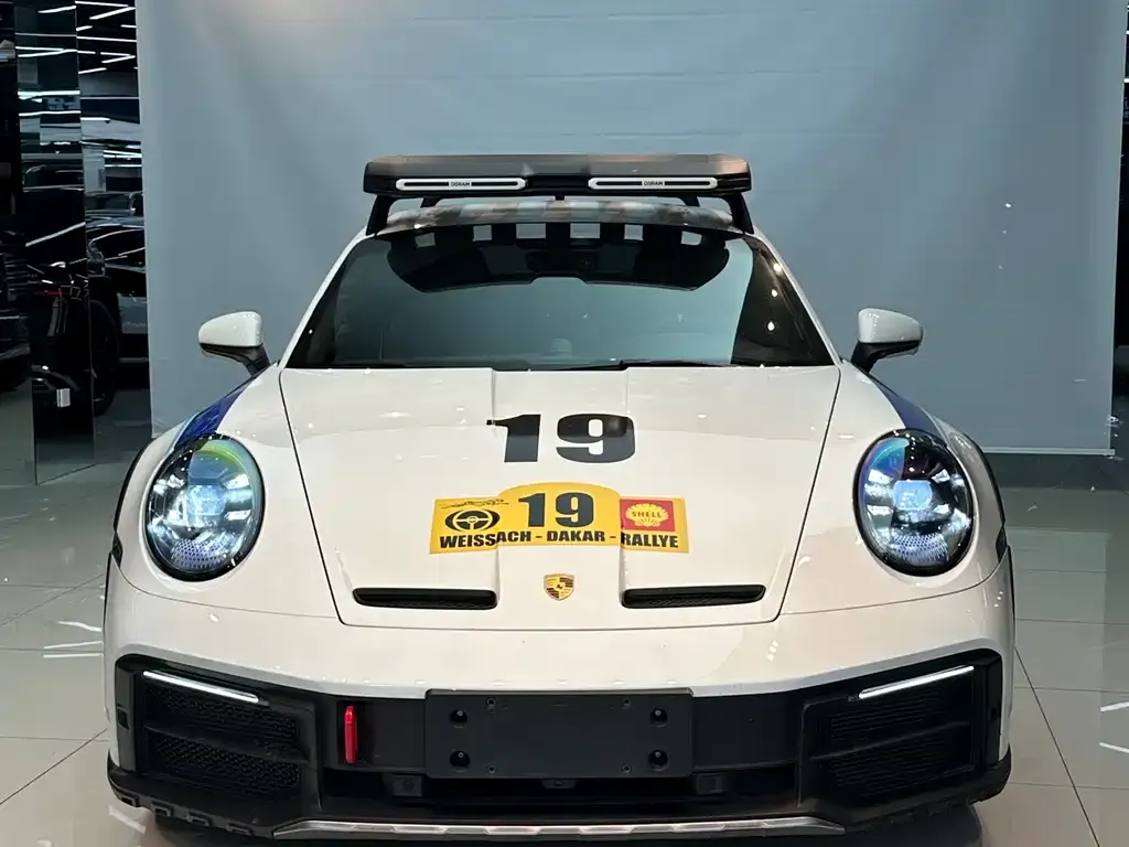 Porsche 911 2024 из CN, фото 4