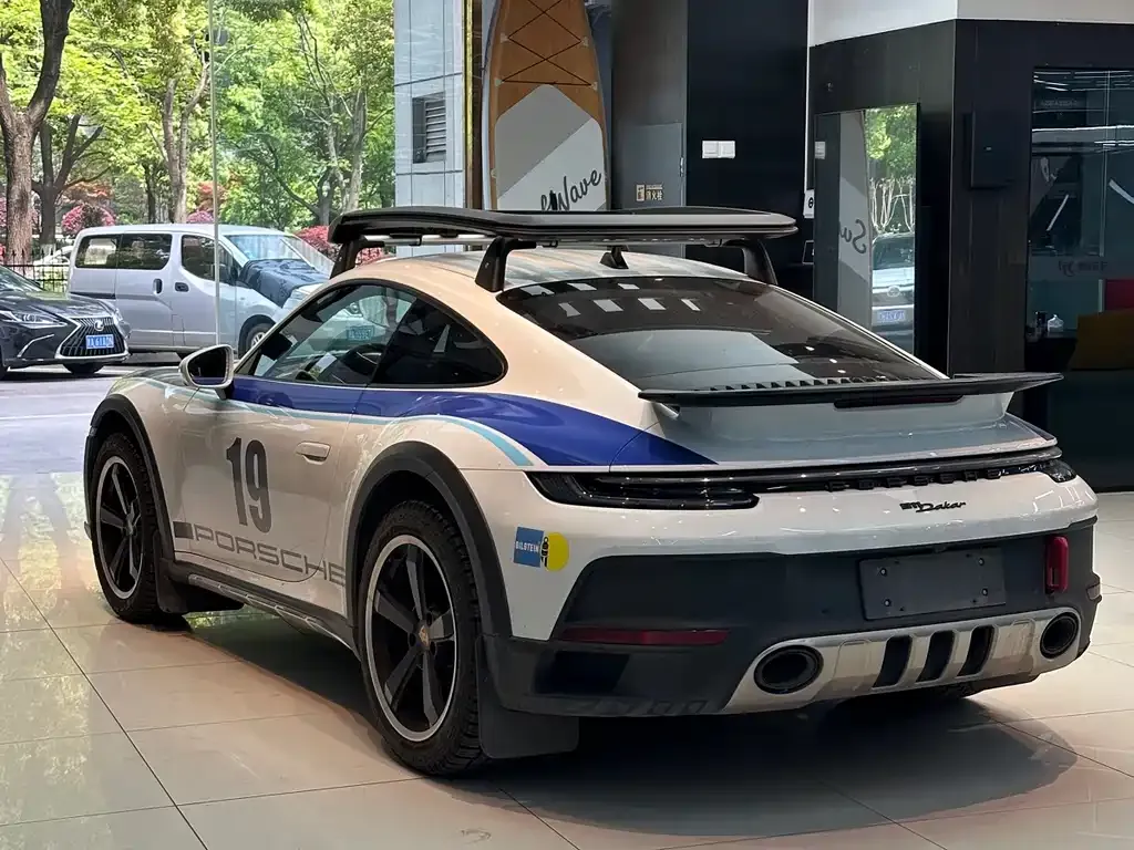 Porsche 911 2024 из CN, фото 7