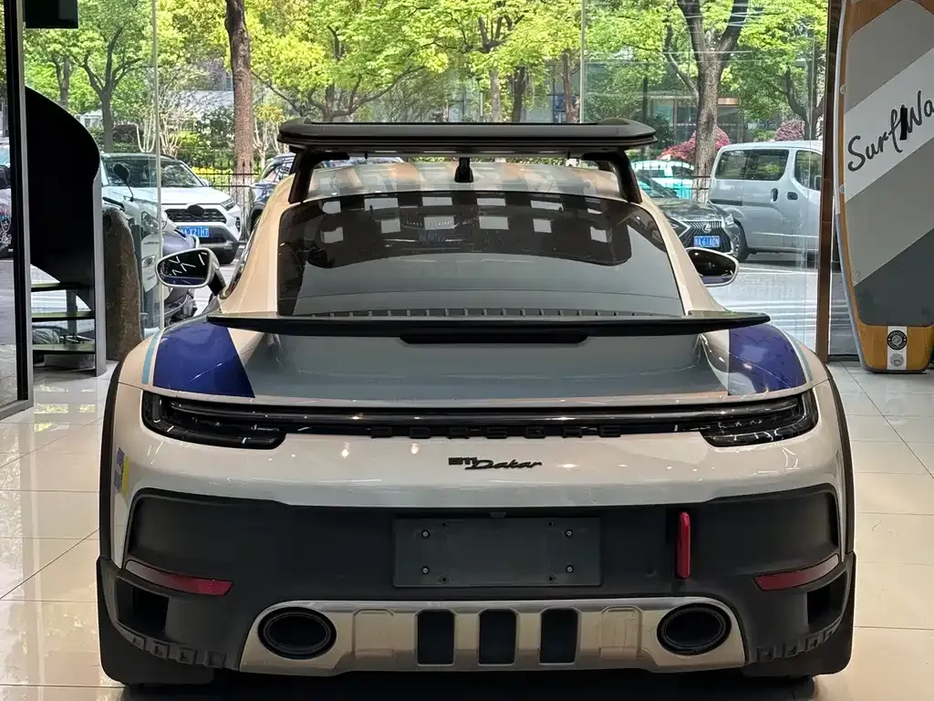 Porsche 911 2024 из CN, фото 10