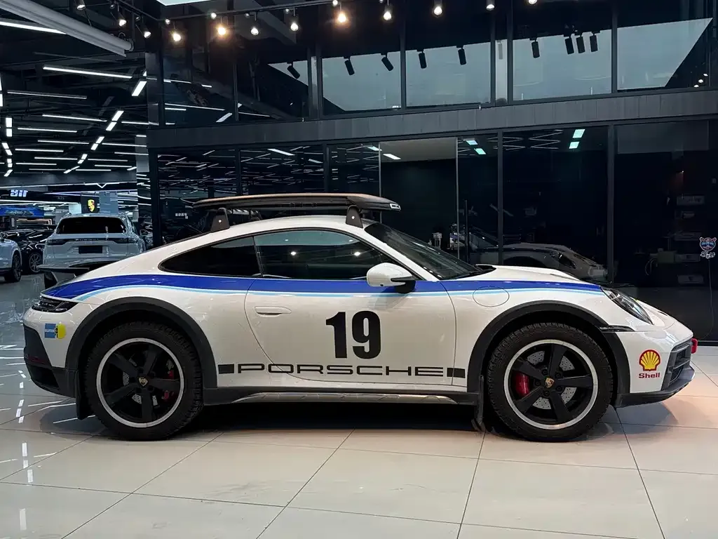 Porsche 911 2024 из CN, фото 8