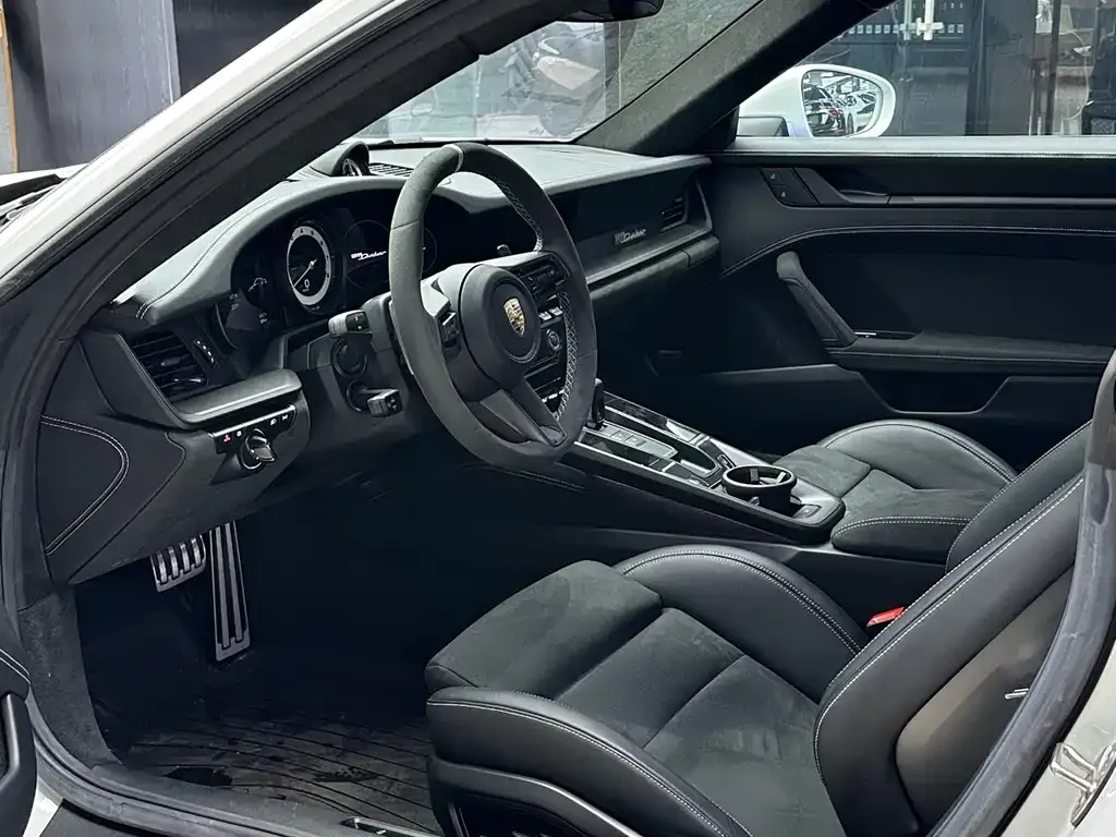 Porsche 911 2024 из CN, фото 5