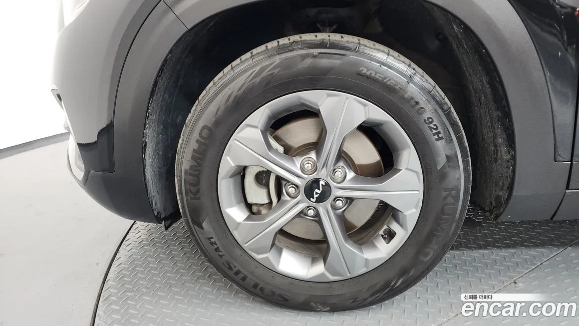 Kia Seltos 2023 из KR, фото 8