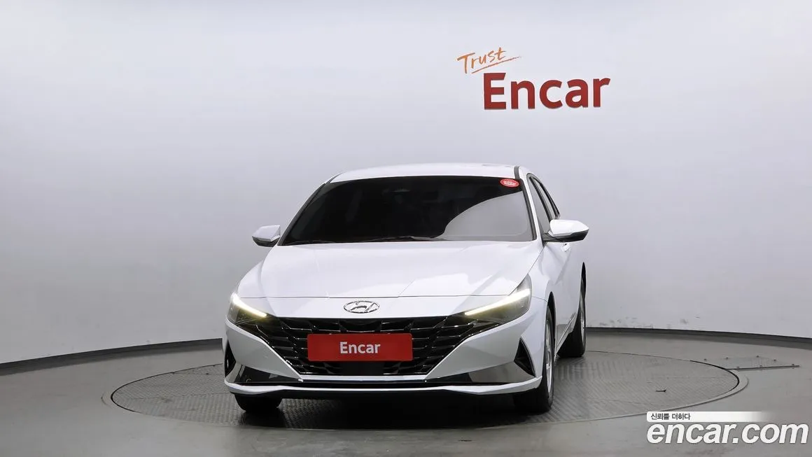 Hyundai AVANTE — фото 2