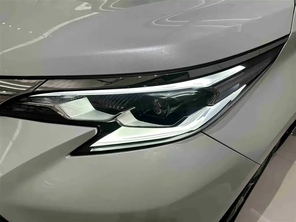 Toyota Sienna 2025 из CN, фото 8